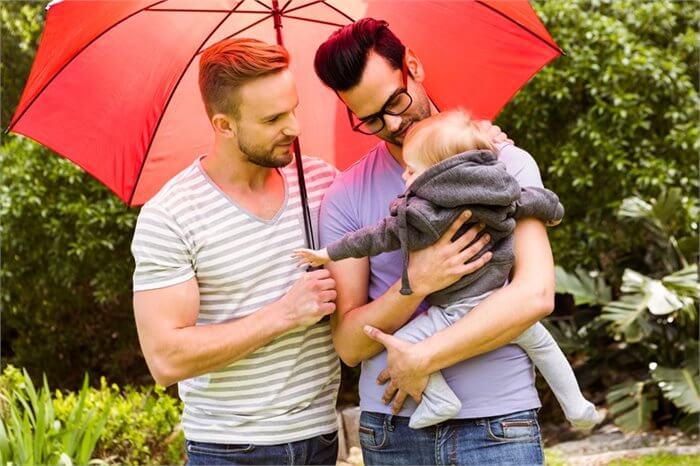 לרגל יום המשפחה: כל מה שרציתם לדעת על הורות חד-מינית