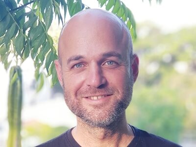 אורי אהרונוב