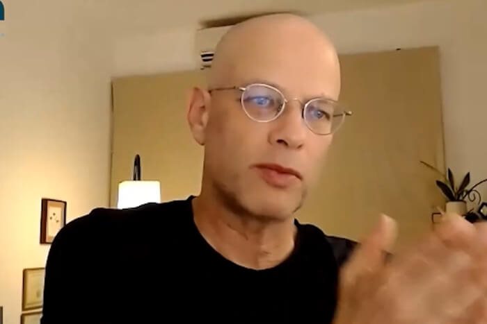 עבודה עם טראומה ותיקה במהלך טראומה חדשה