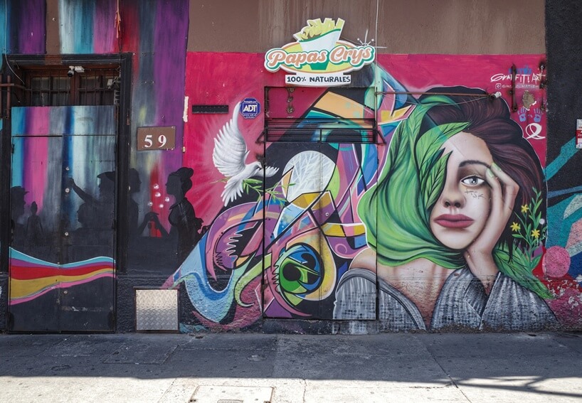 לגעת בסערה שבפנים ומחוץ: טיפול במתבגרים מעמדה אינטגרטיבית